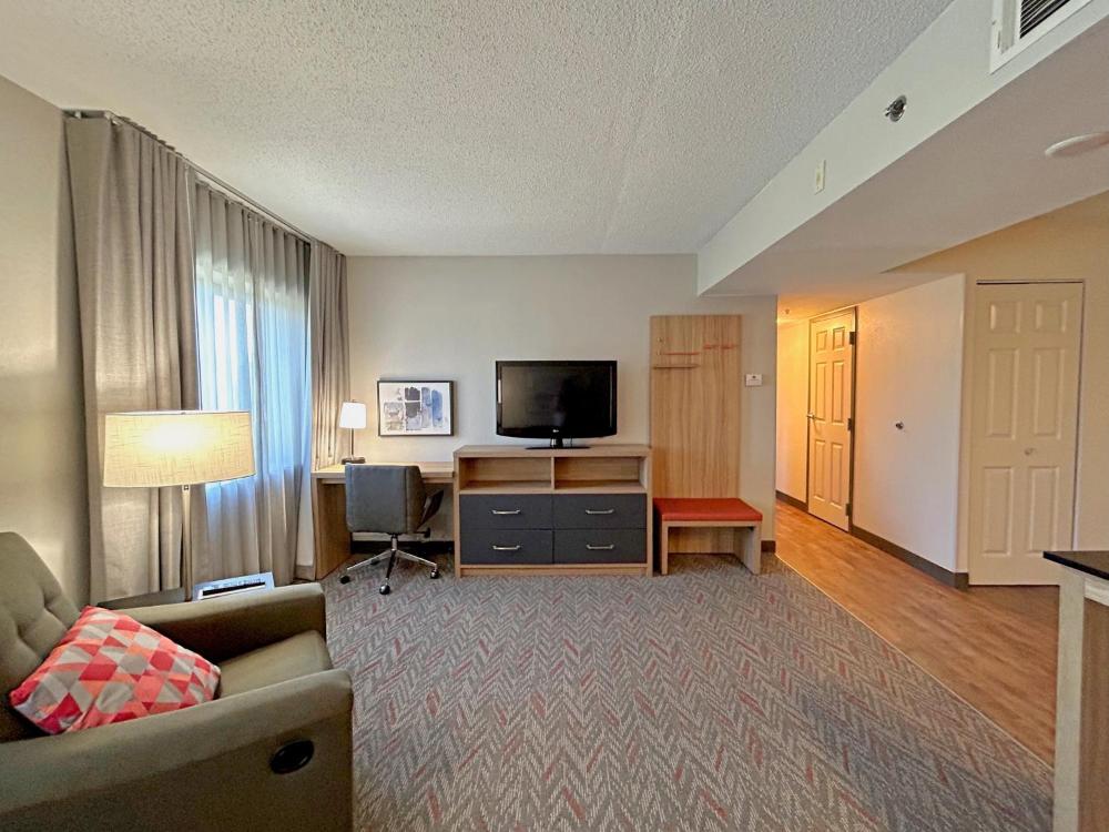 One-Bedroom King Suite interior